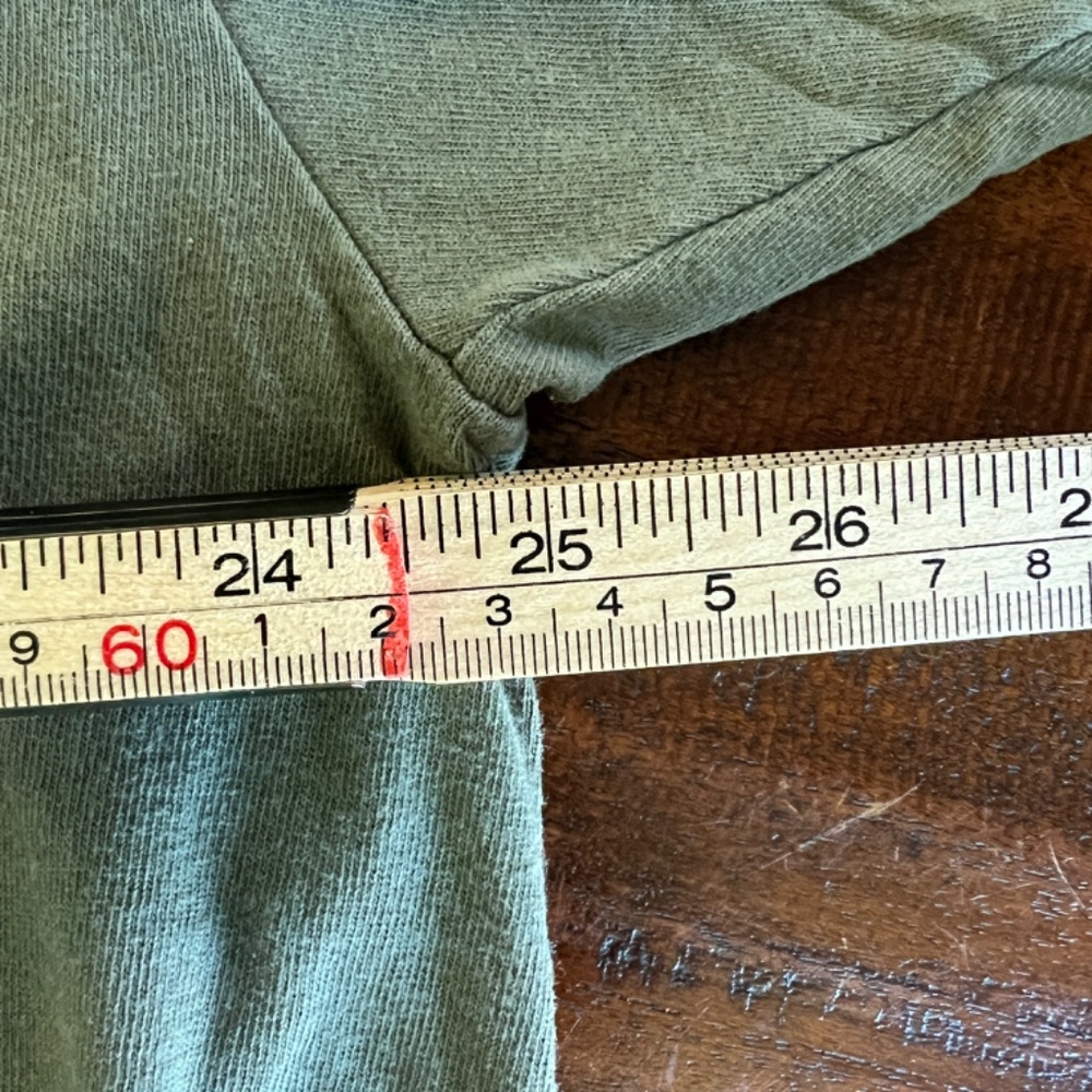 Vintage 90s BUM EQUIPMENT Khaki Green Long Sleeve Graphic Logo T-Shirt XL - Picture 6 of 8